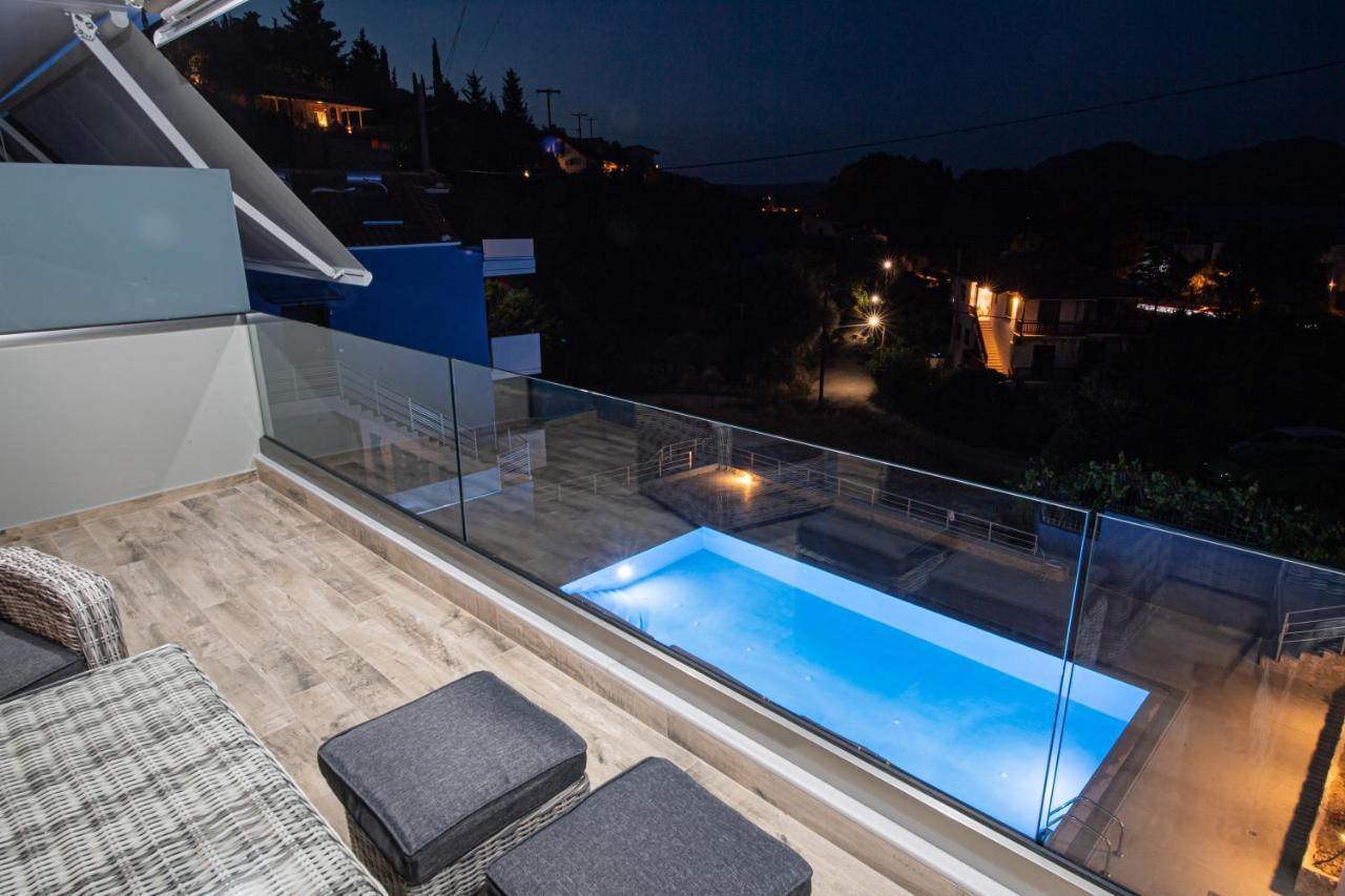 Blue House Luxury Apartment Nikiana Esterno foto