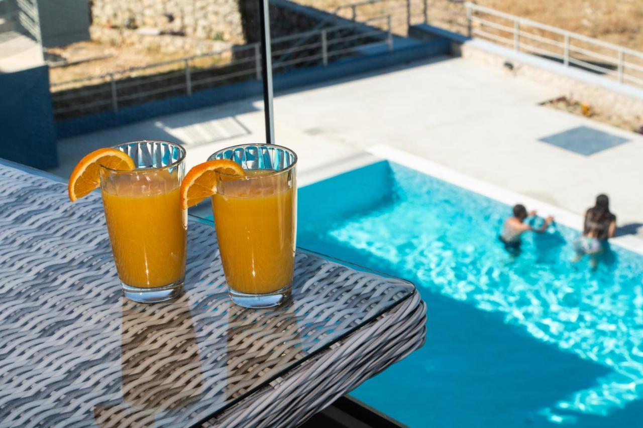 Blue House Luxury Apartment Nikiana Esterno foto