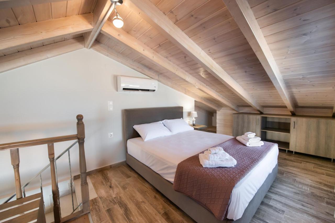 Blue House Luxury Apartment Nikiana Esterno foto